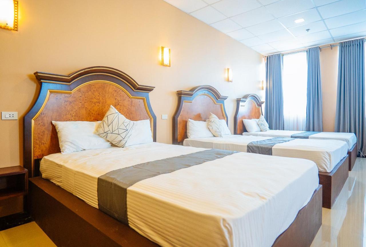 Reddoorz Plus @ Hotel Platinum Occidental Mindoro ซานโฮเซ ภายนอก รูปภาพ